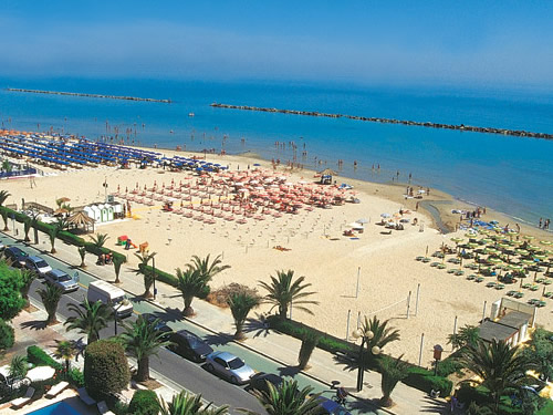 mare spiagge pescara foto